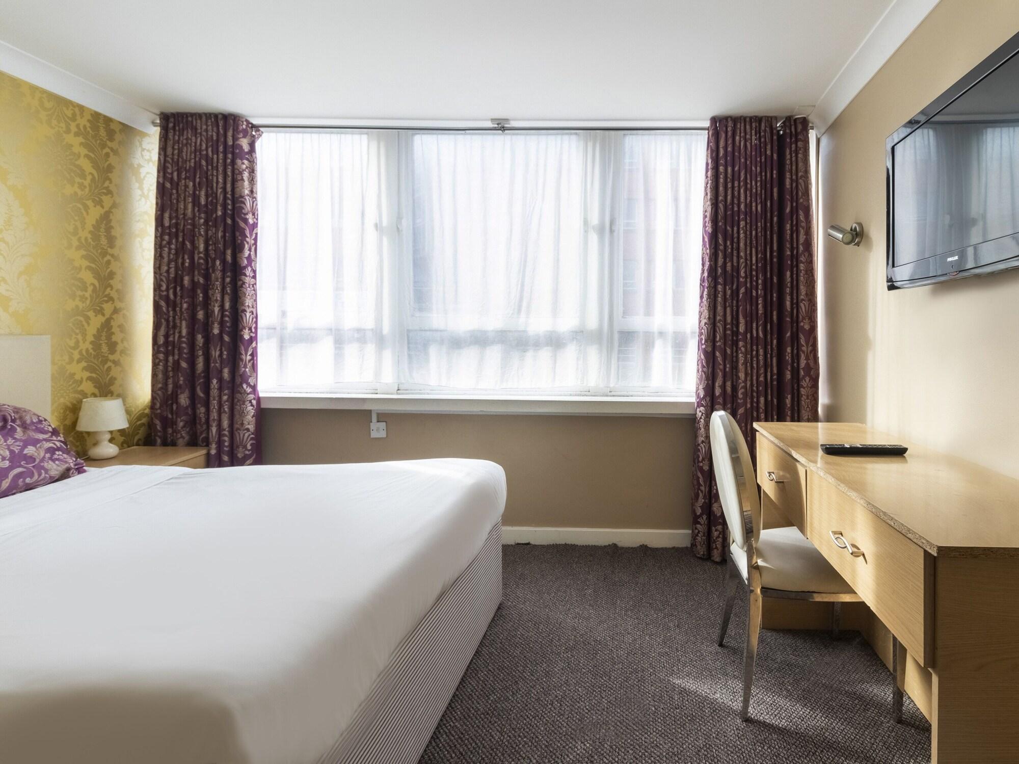 Stuart Hotel Luton  Buitenkant foto