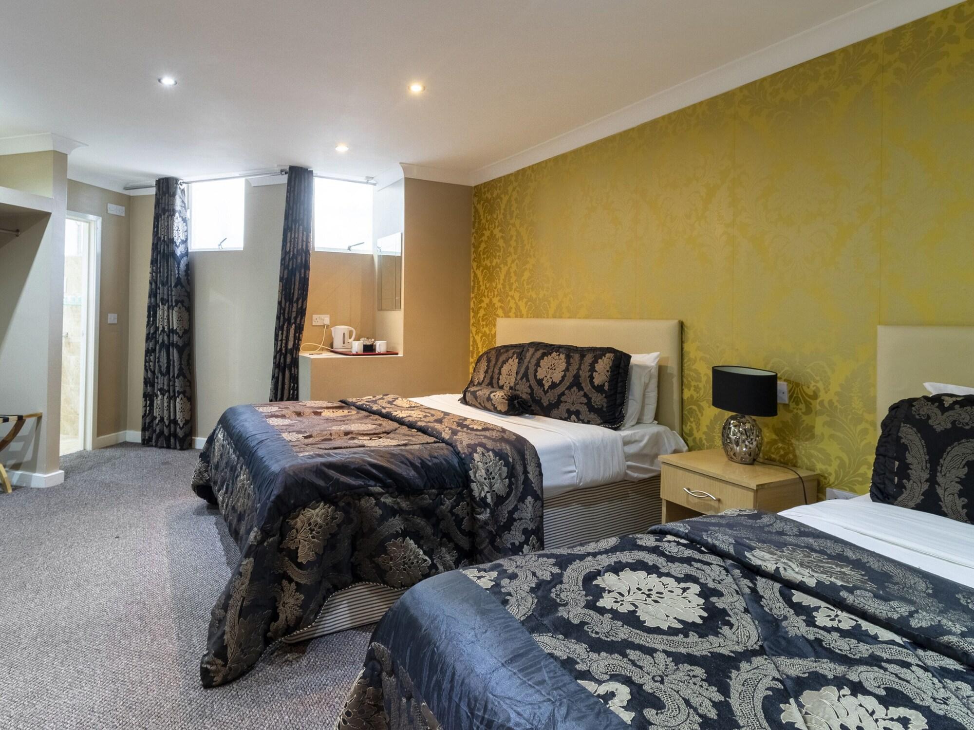 Stuart Hotel Luton  Buitenkant foto